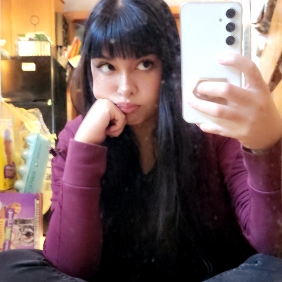 Meet your Posher, Tylene - Picture 1 of 1